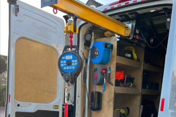 Kraan voor Flowtrackers servicebus